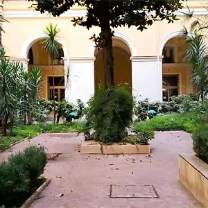 https://legio-decima-apartment.it-romehotels.com